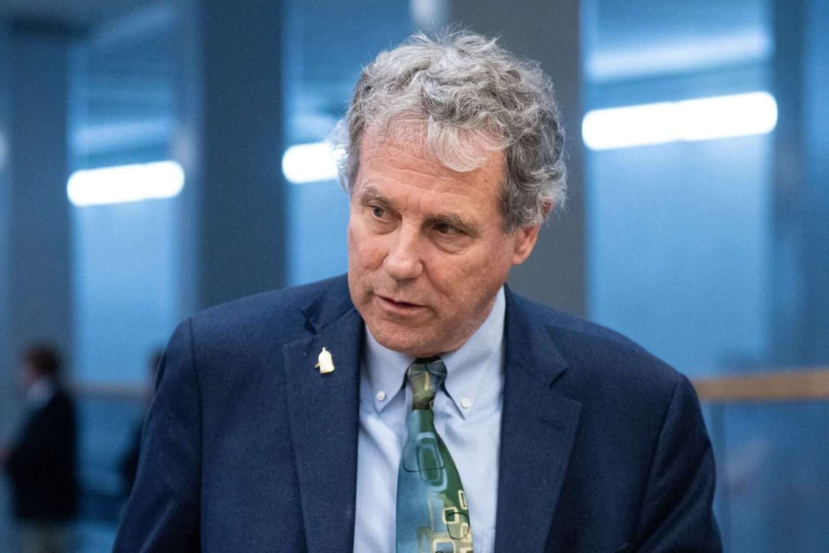 Senate Banking Chairman Sherrod Brown, D-Ohio, doesn't see any consensus on how to raise the deposit insurance cap.