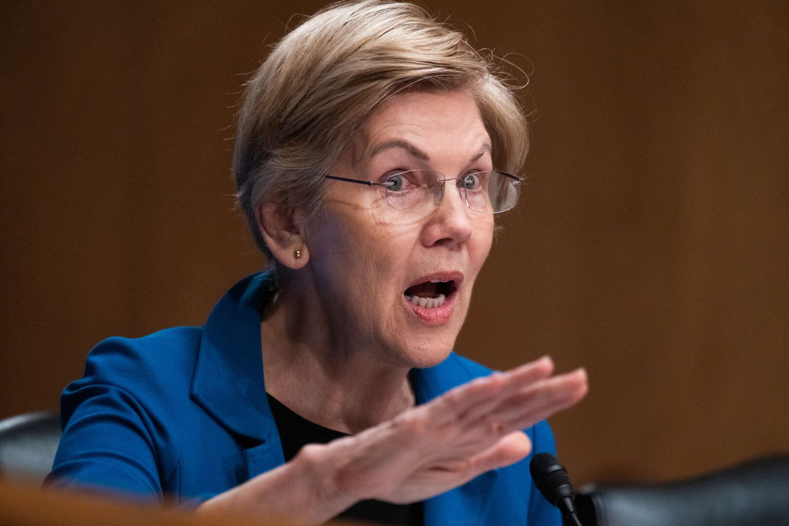 Sen. Elizabeth Warren is the co-sponsor of an NDAA amendment that would hold defense officials and private housing companies accountable for subpar military housing.  